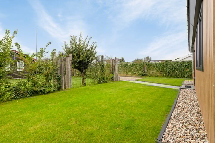 Foto 24 van Duinakker 12