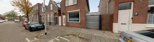 Bekijk 360° foto van Vooraanzicht van Emmastraat 90