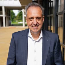 Franc van Beeck - NVM Register Makelaar & Taxateur