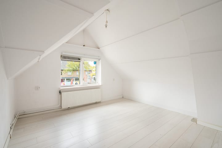 Photo 23 of Deventerstraat 135