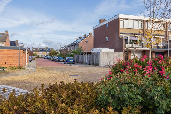 Bekijk foto 39 van Asterstraat 18