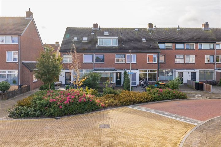 Bekijk foto 42 van Asterstraat 18