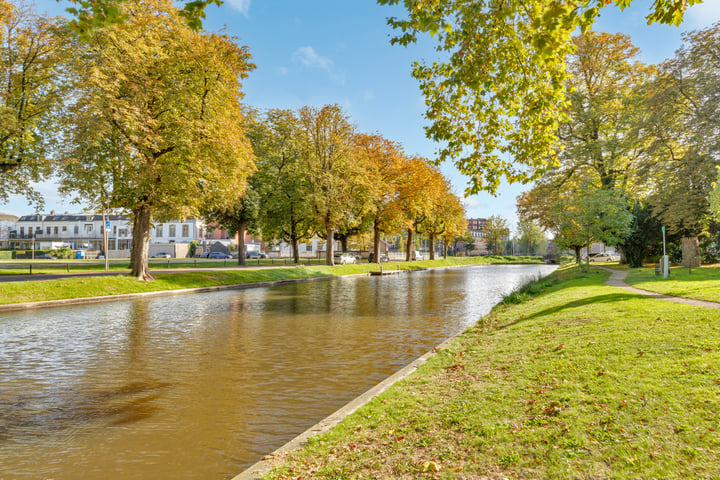 Bekijk foto 33 van Jan de Bakkerstraat 50