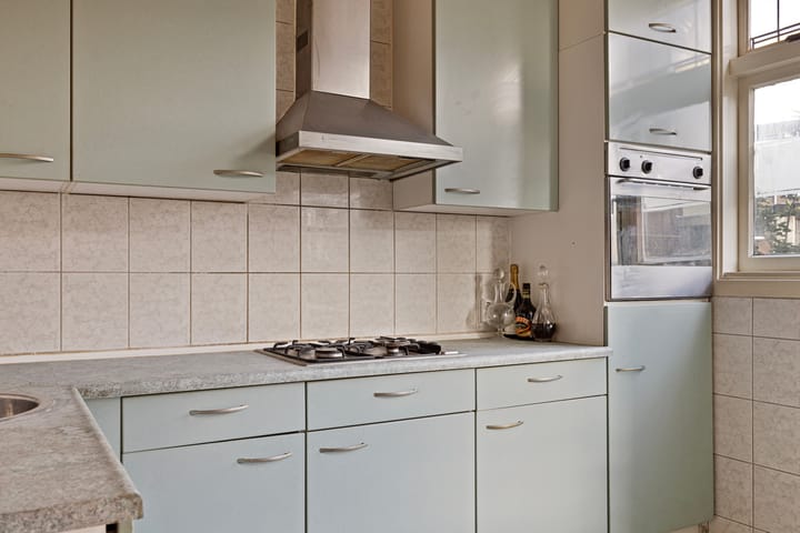 Photo 7 of Julianalaan 92-A