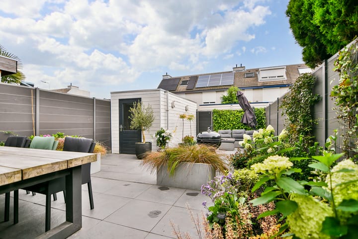 Foto 19 van Reina Prinsen Geerligsdreef 61