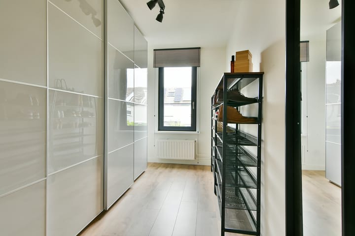 Foto 29 van Reina Prinsen Geerligsdreef 61