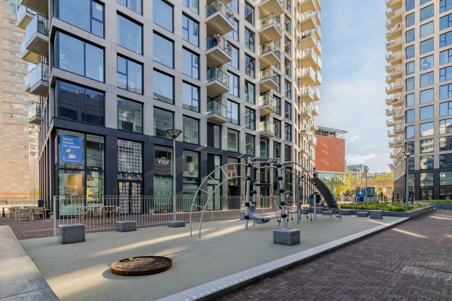 Photo 2 of The Roofs - Grotius I