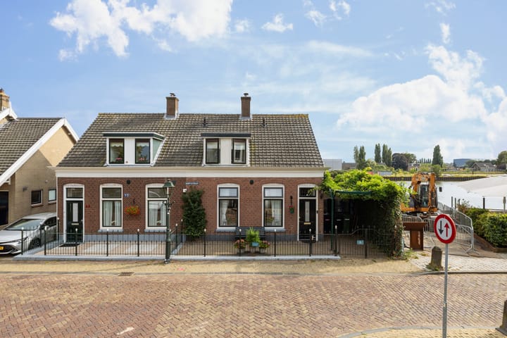 Foto 1 van Dorpsstraat 42