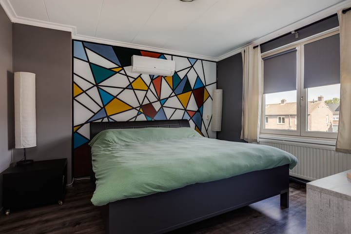 Foto 5 van Woeringenstraat 35