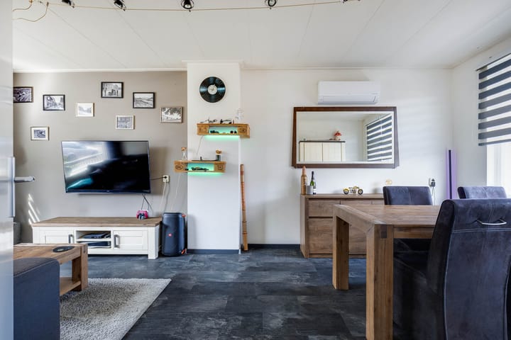 Foto 13 van Woeringenstraat 35