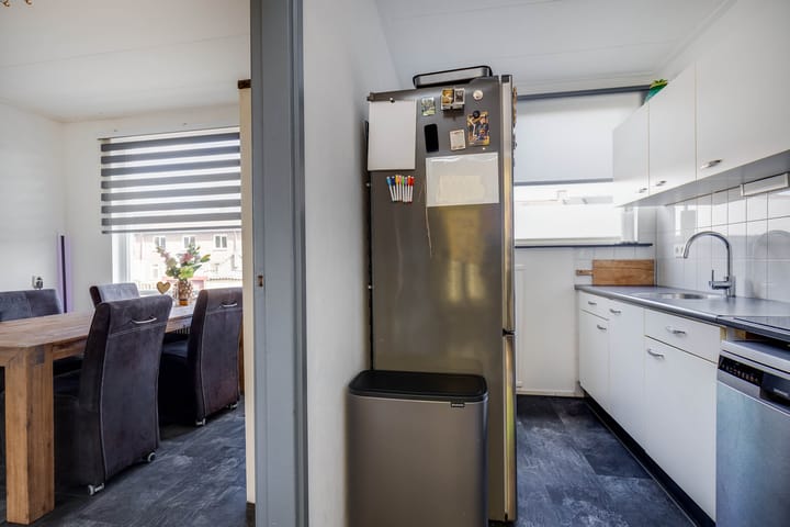 Foto 16 van Woeringenstraat 35