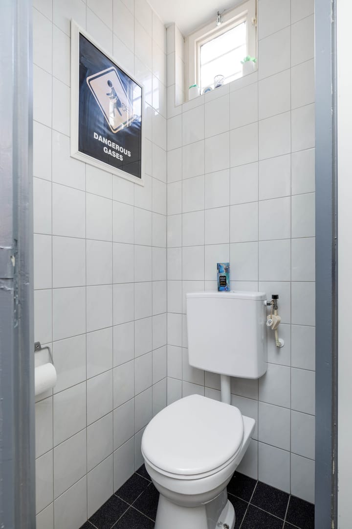 Foto 32 van Woeringenstraat 35