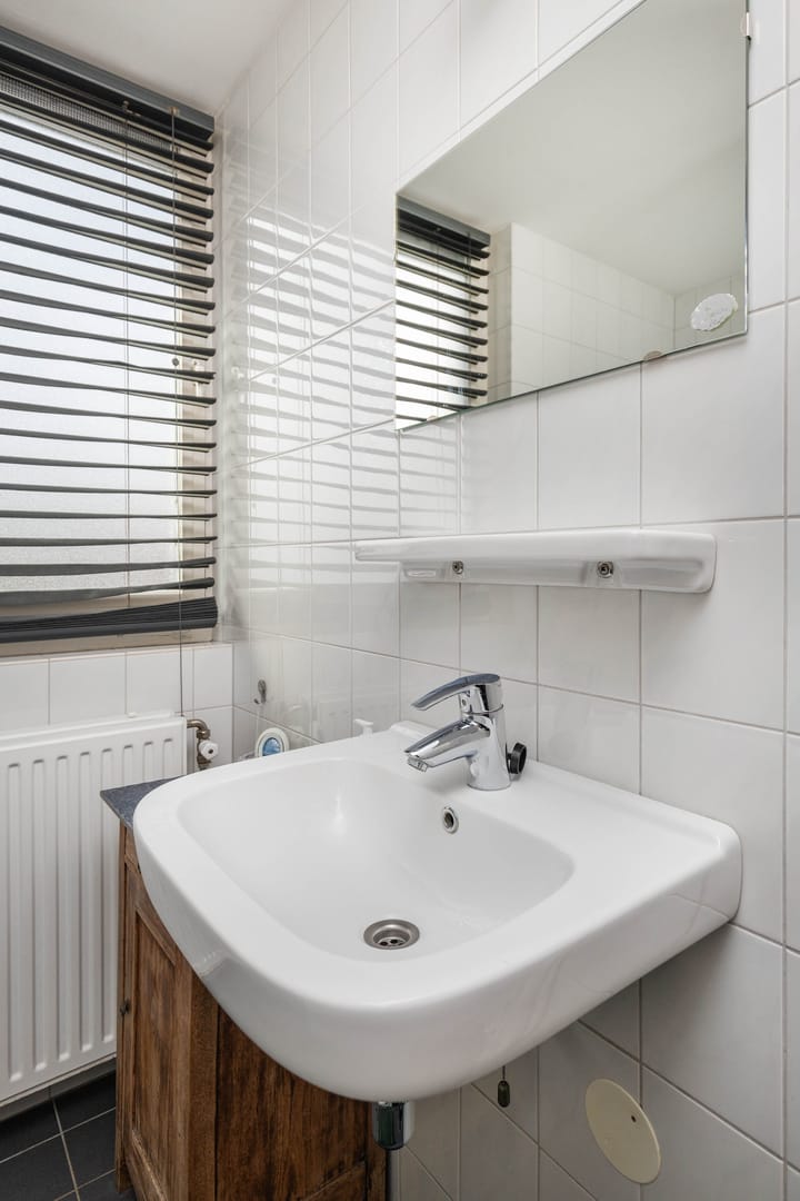 Foto 33 van Woeringenstraat 35