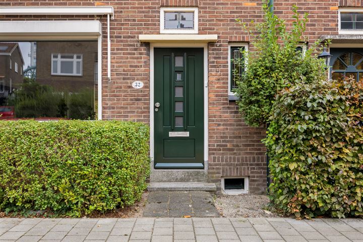 Bekijk foto 32 van IJsselstraat 32