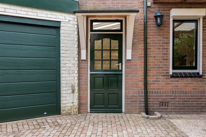 Bekijk foto 34 van IJsselstraat 32