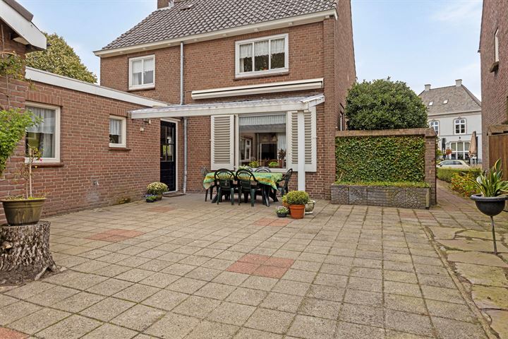 Bekijk foto 43 van Doornboomstraat 11