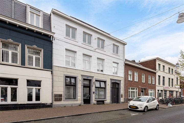 View photo 1 of Zwartbroekstraat 37-D