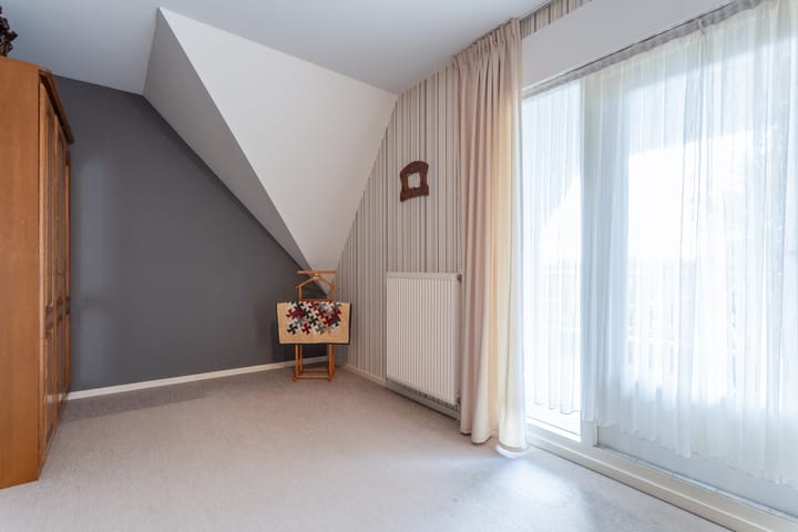 Foto 30 van Julianalaan 8