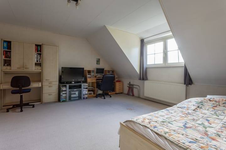 Foto 33 van Julianalaan 8