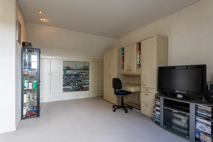 Foto 34 van Julianalaan 8