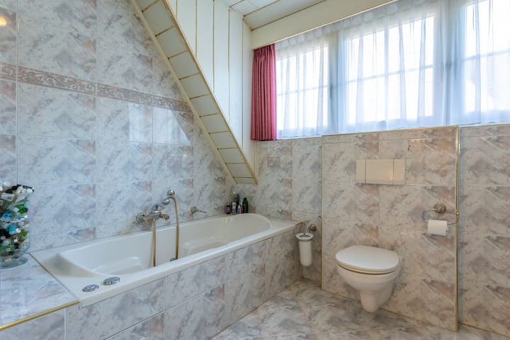 Foto 38 van Julianalaan 8