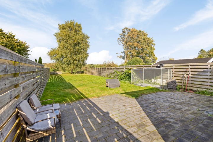 Photo 14 of Burg v Roijenstr Oost 234-A