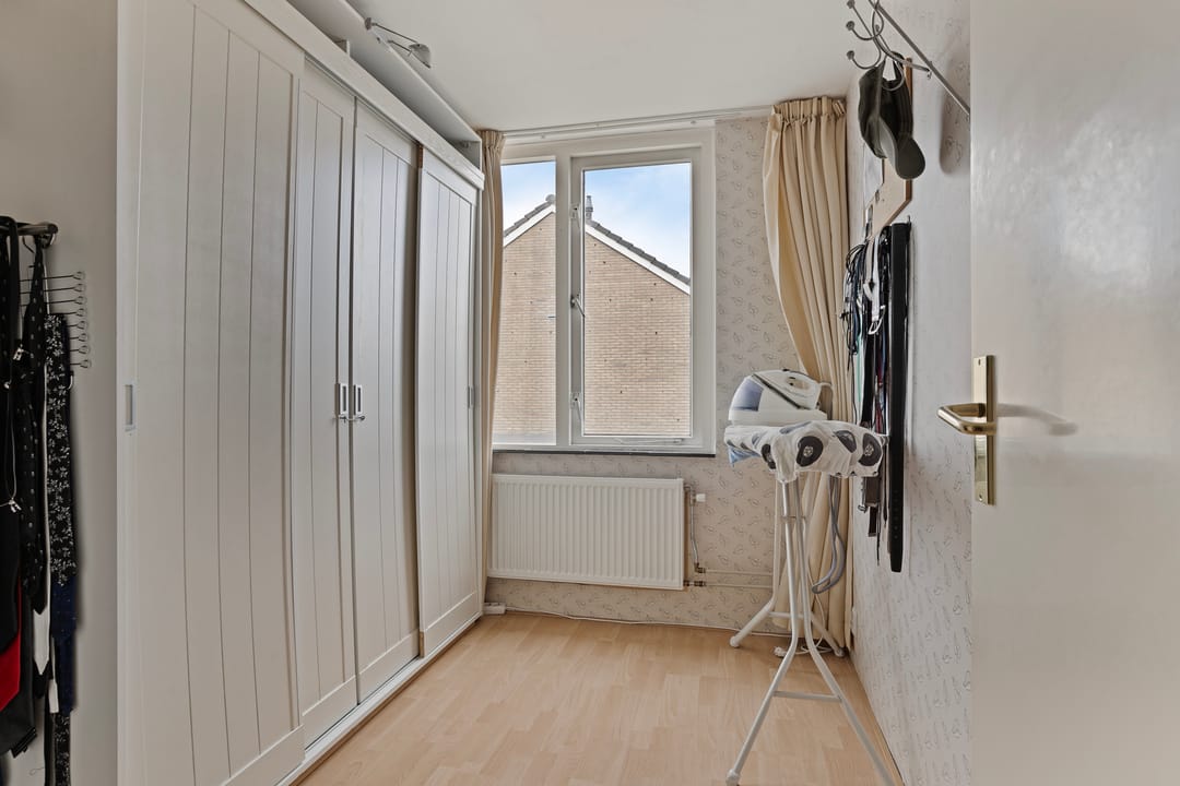 Photo 28 of Zeestraat 120