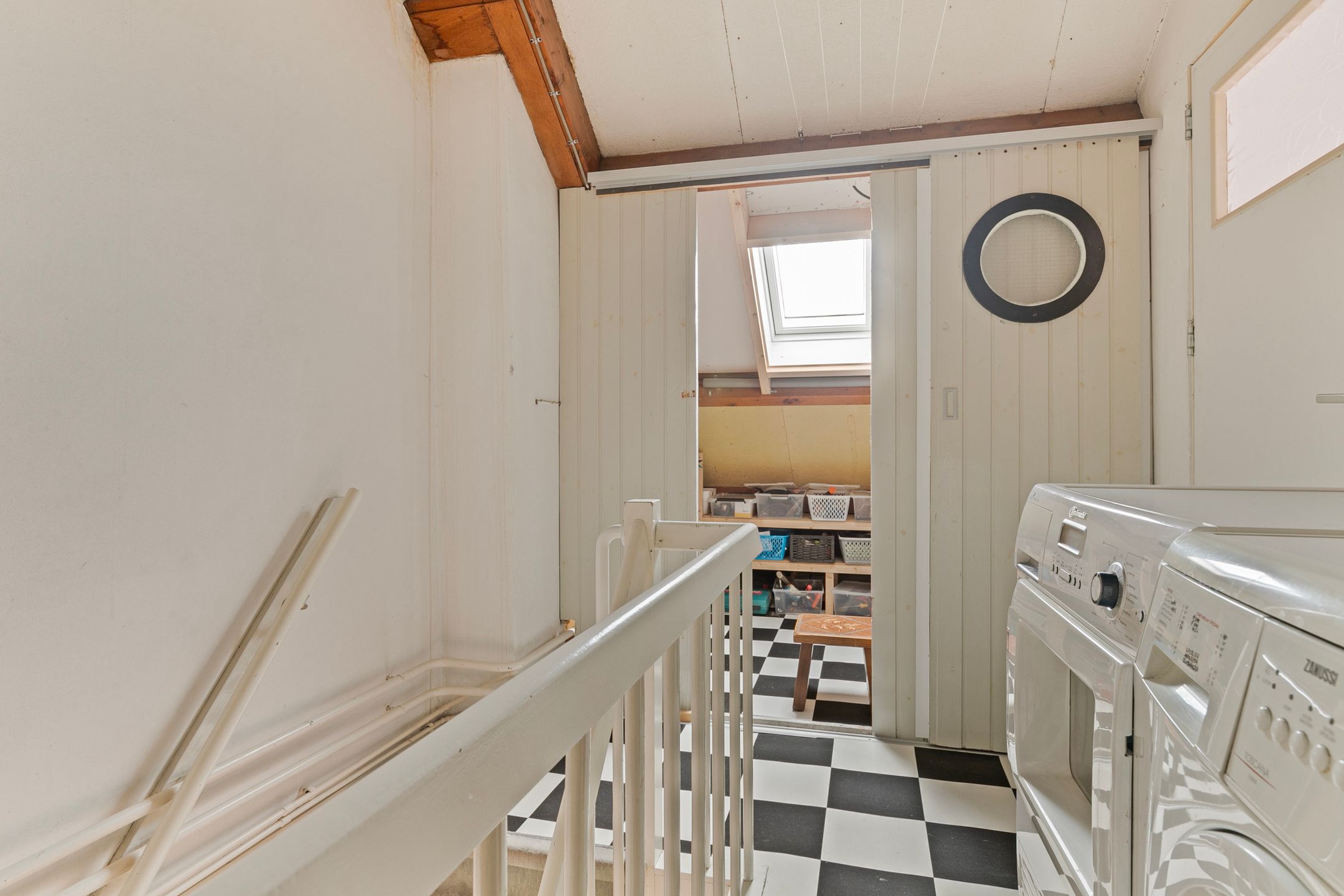 Photo 33 of Zeestraat 120