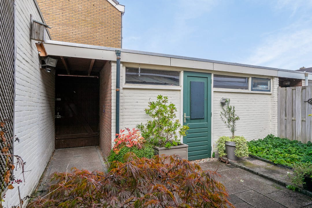 Photo 41 of Zeestraat 120