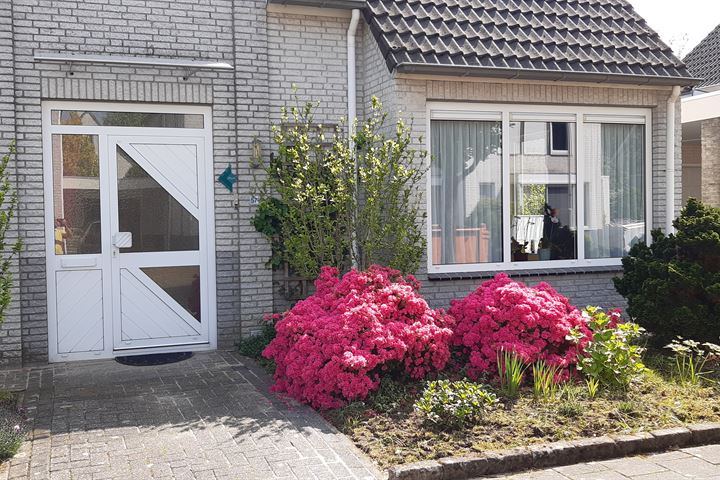 View photo 31 of Aardheuvel 57