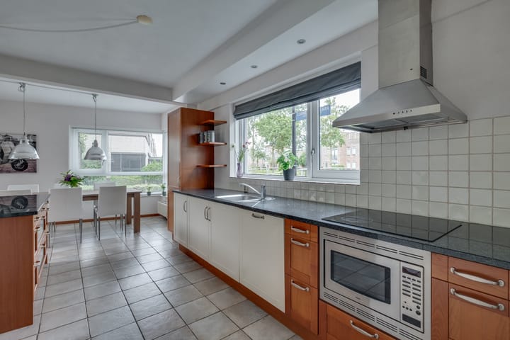 Photo 13 of Cornelis Lelylaan 60