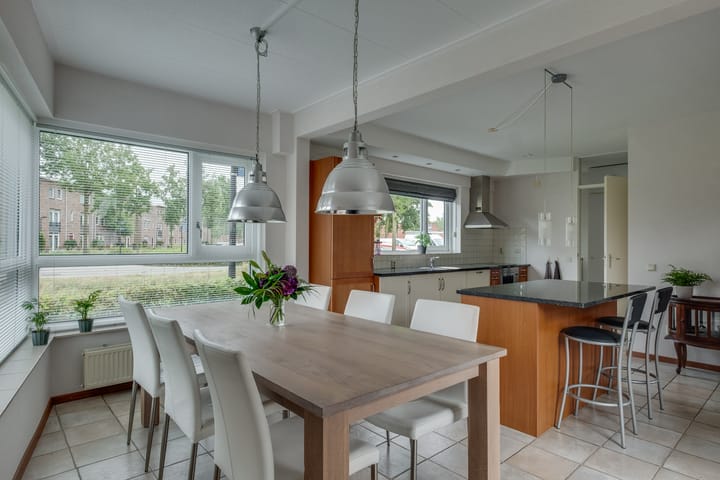 Photo 17 of Cornelis Lelylaan 60