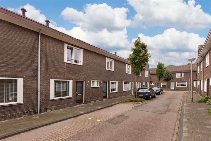 Bekijk foto 28 van Lodewijk de Bisschopstraat 6