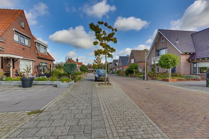 Bekijk foto 35 van Van Wijngaardenstraat 20