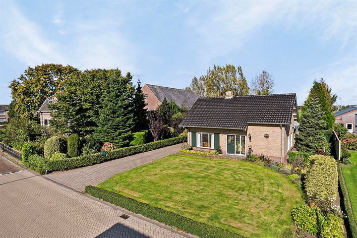 View photo 54 of Heusdenseweg 8