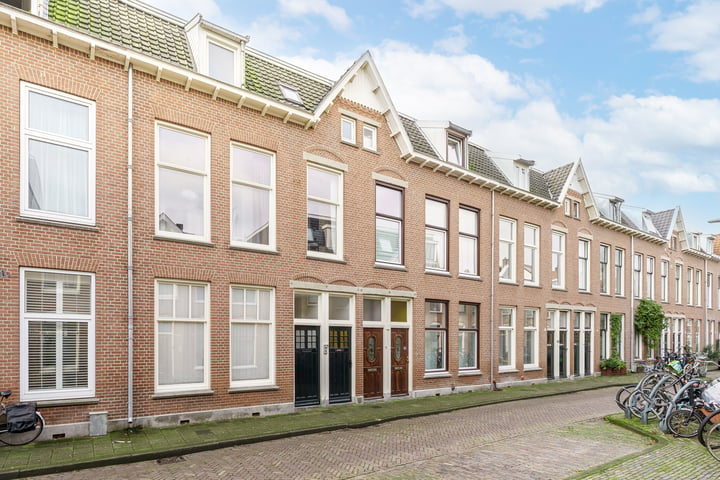 Bekijk foto 1 van Badhuisstraat 38-A