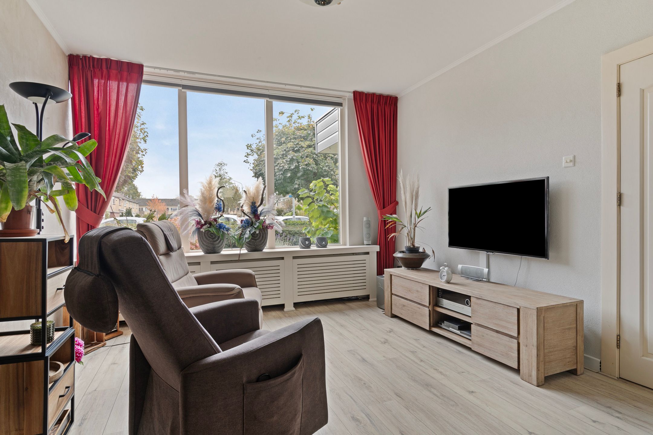 Photo 3 of Zeestraat 120