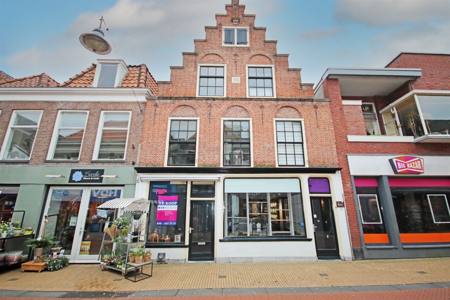 Bekijk foto 1 van Oosterstraat 72