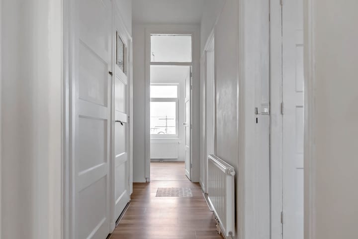 Foto 13 van Zeeruststraat 242