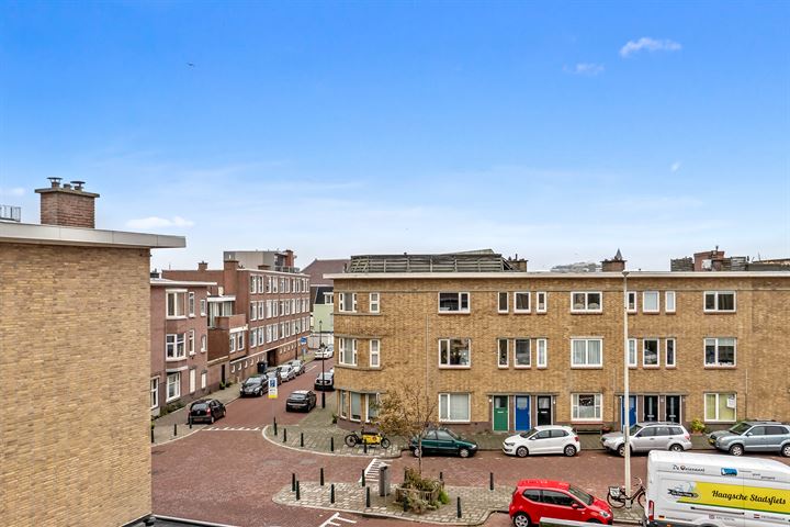 View photo 30 of Zeeruststraat 242