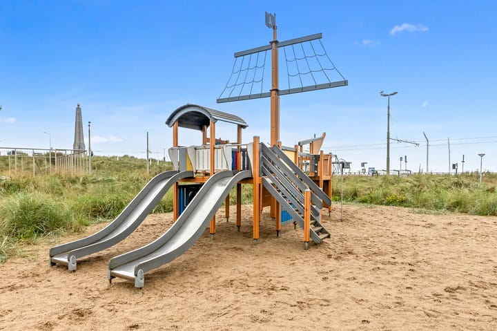 Foto 38 van Zeeruststraat 242