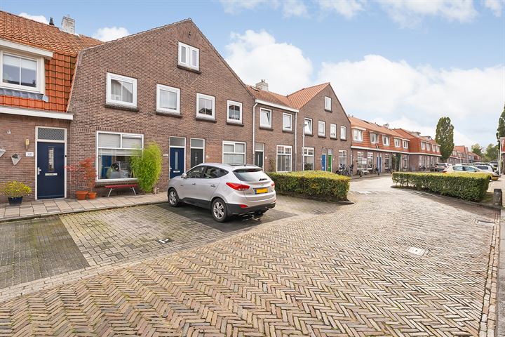 View photo 2 of Heemskerckstraat 19