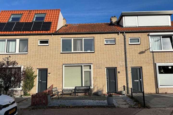 Bekijk foto 1 van Prins Bernhardstraat 28