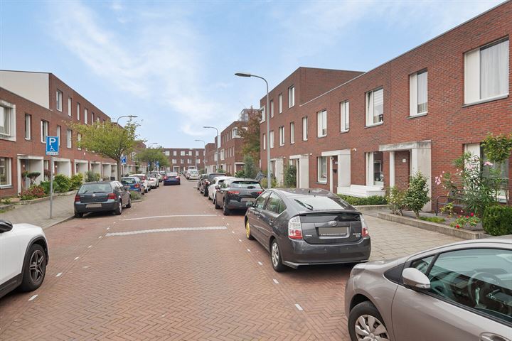 Bekijk foto 22 van Wachtumstraat 35