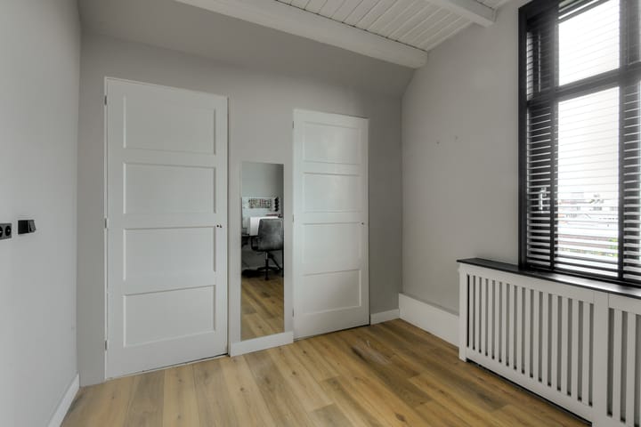 Foto 54 van Prins Hendrikstraat 15