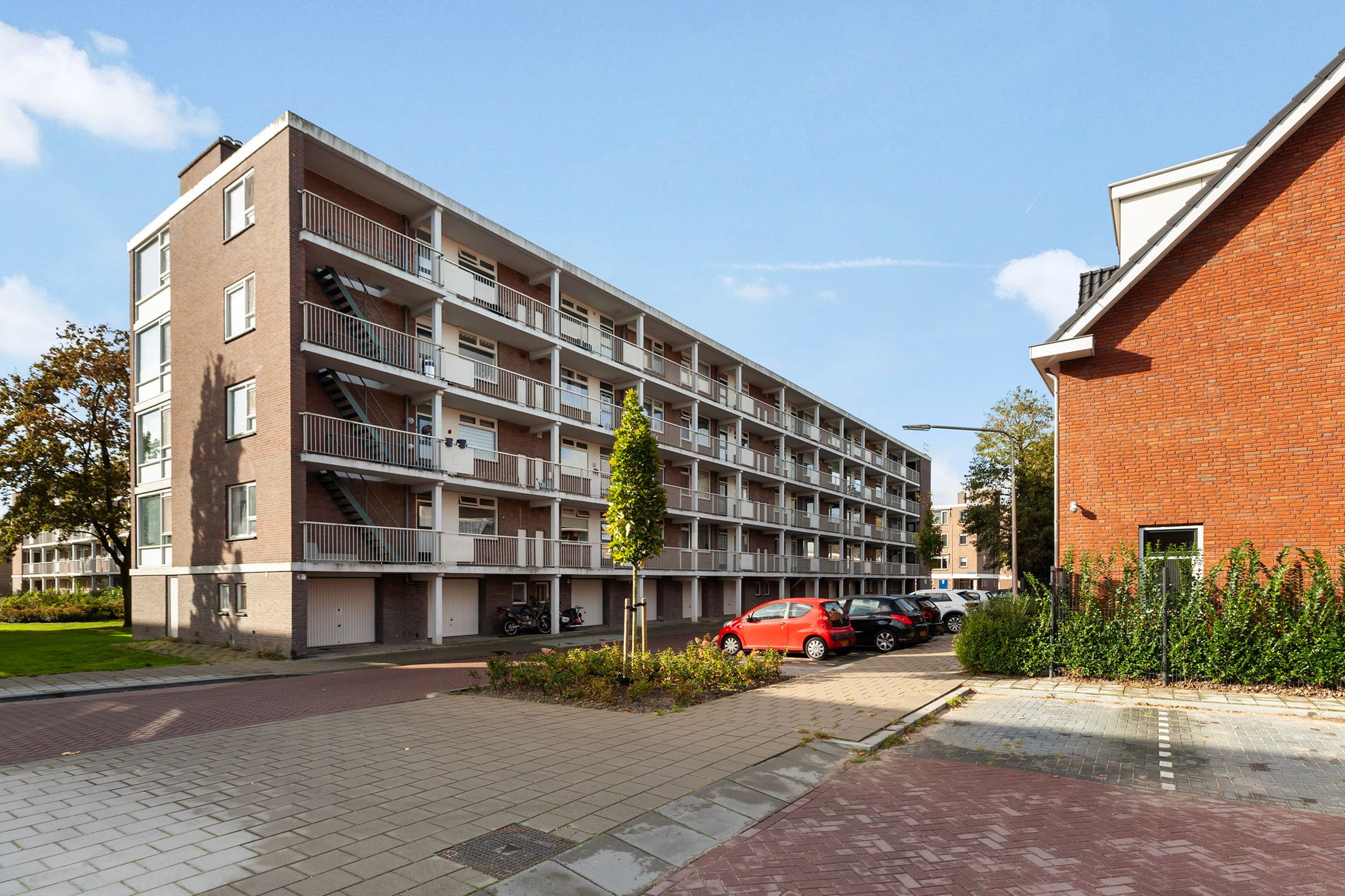 Photo 6 of Brandsmastraat 25