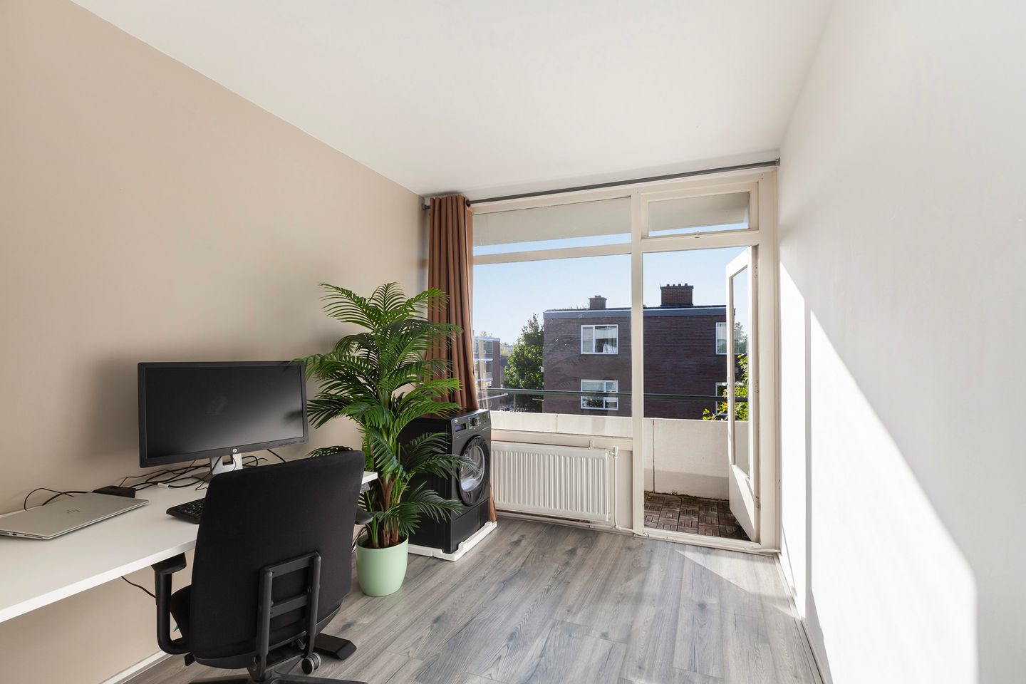 Photo 20 of Brandsmastraat 25