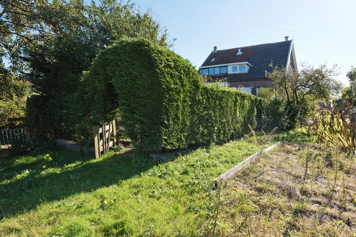 Bekijk foto 2 van Aalsmeerderdijk 358