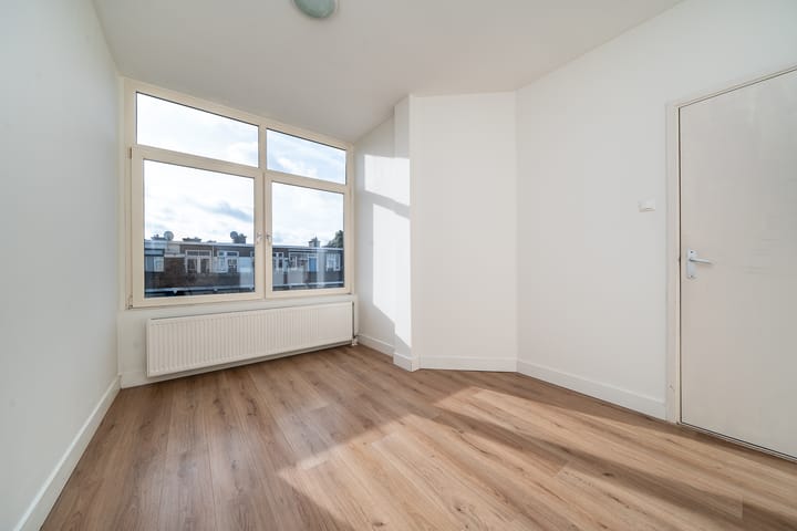 Foto 13 van Lunterenstraat 226