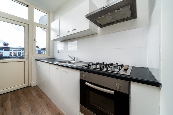 Foto 16 van Lunterenstraat 226